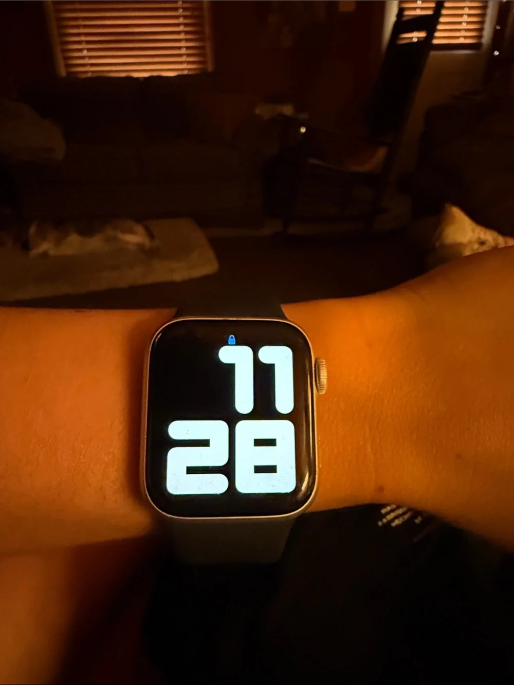 Series 5 Apple Smartwatch with Charger